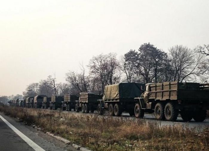 Reuters сообщил о движении колонны военной техники в Донецк от российской границы 
