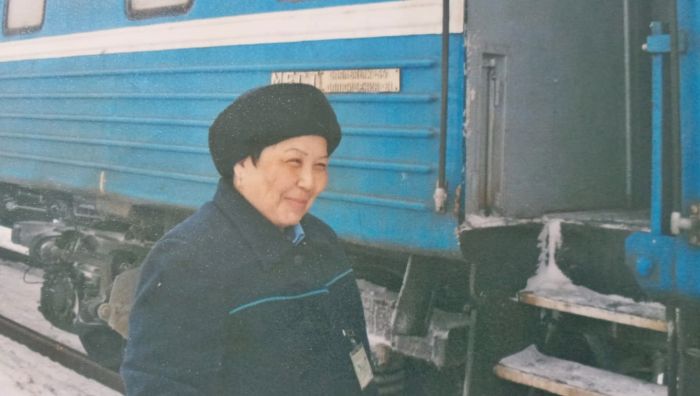 Проводница Айнур Кусаинова: «Люблю свою работу»