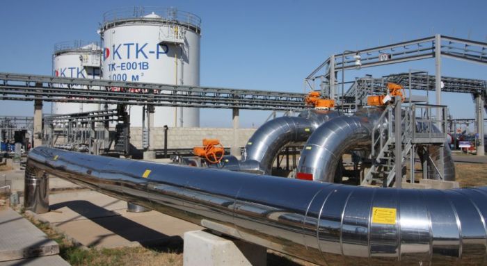 Посольство США: Указ Байдена не запрещает торговлю казахстанской нефтью через КТК 