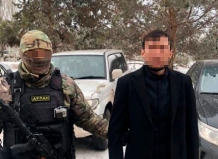 1,5 млн долларов за должность в госструктуре: КНБ провёл задержание 