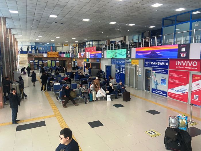 Сильный ветер стал причиной задержки рейсов в аэропорту Атырау