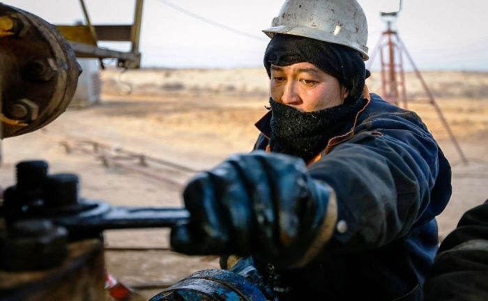 Суточная добыча нефти в Казахстане упала на 25% 