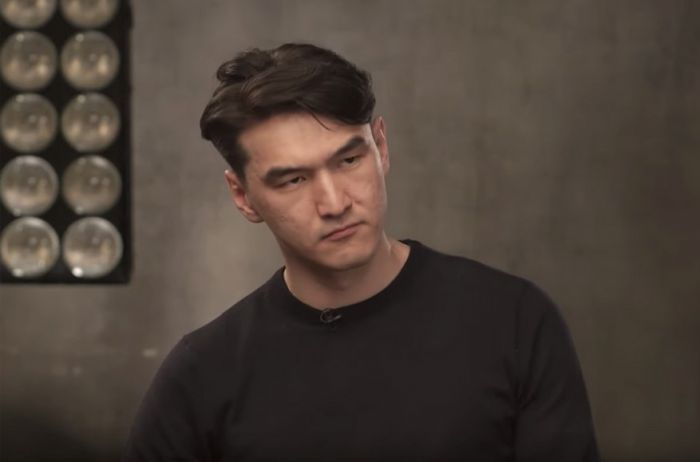 Концерт комика Нурлана Сабурова в Чикаго отменили после обращения генконсула Украины 