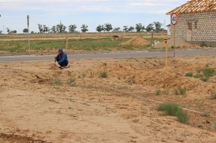 Участки выдаются, но очередь велика 