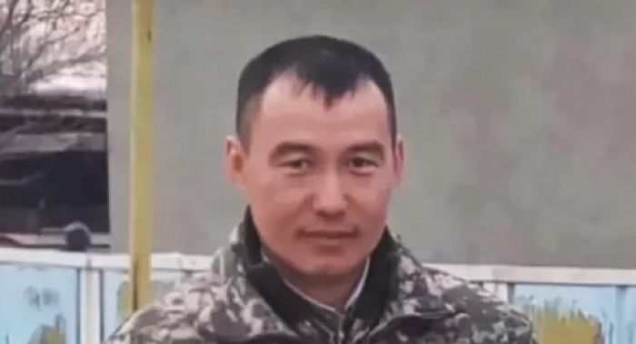 Могло ничего не остаться – министр о пропавшем при взрывах в Жамбылской области военном 