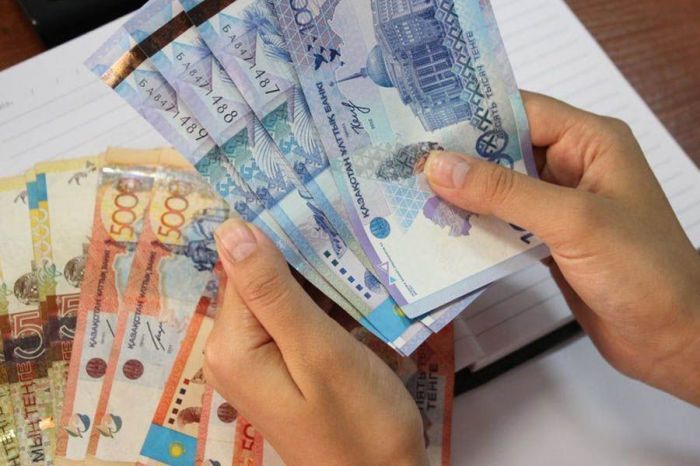 Быстрее всего зарплаты растут на западе Казахстана – статистика 
