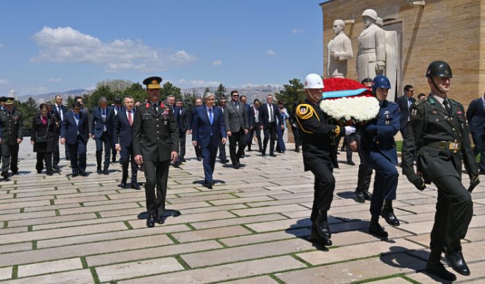 Токаев посетил мавзолей Ататюрка