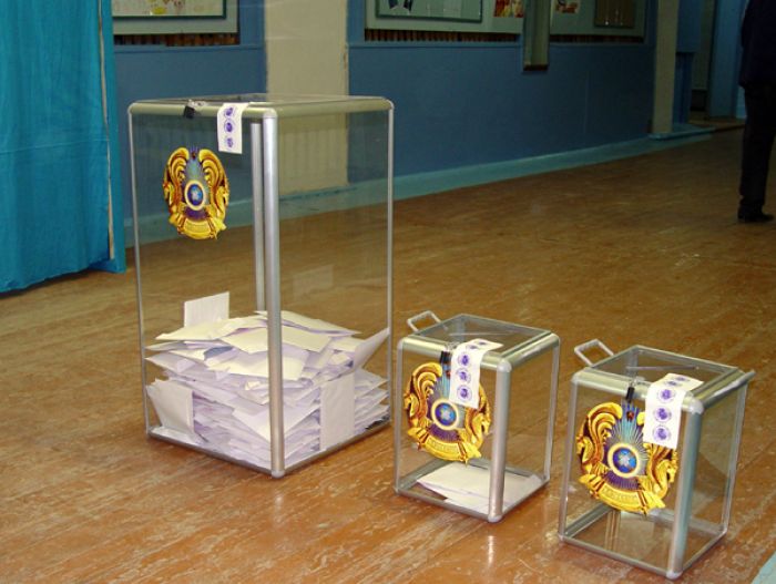 ЦИК Казахстана огласил первые данные о явке избирателей  