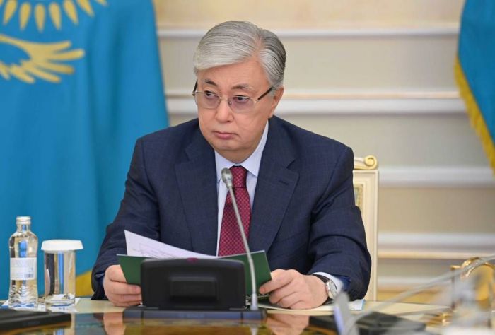 Токаев: В Казахстане не должно быть никаких крыш и рейдерства 