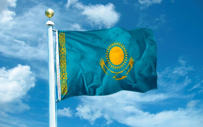 "Было бы безответственным решением". Токаев высказался о предложениях переименовать Казахстан 