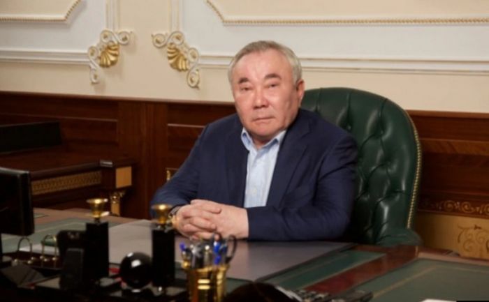 «Токаев ослабил влияние семьи Назарбаева, но люди всё равно не доверяют власти». «Прямым текстом. О заявлениях Касым-Жомарта Токаева и реакции на них»