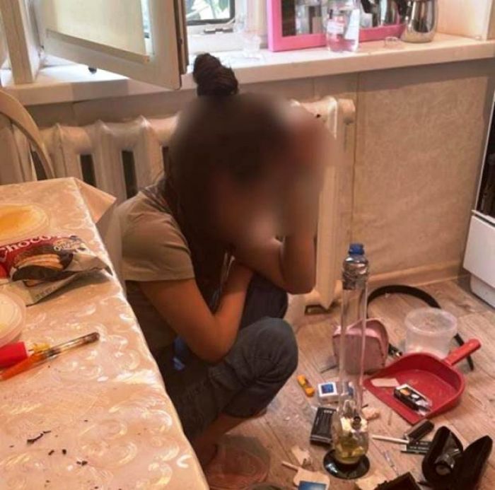 Гражданка Узбекистана держала в Атырау наркоманский притон