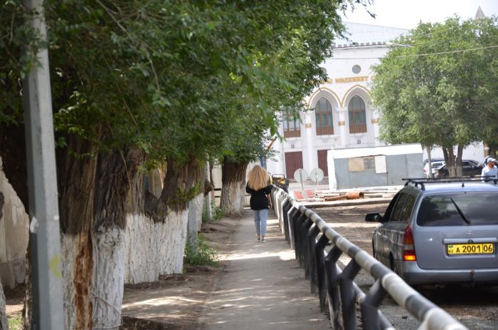 Реконструкция дороги по Ауэзова: осталось 300 метров