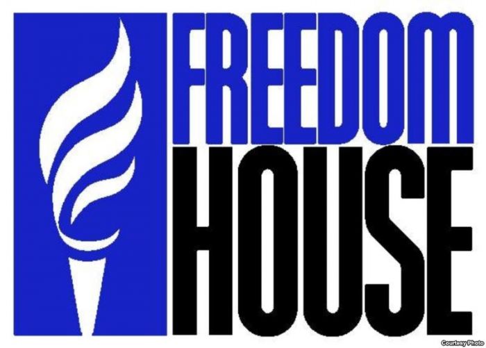 Freedom House осуждает аресты активистов оппозиции и журналиста