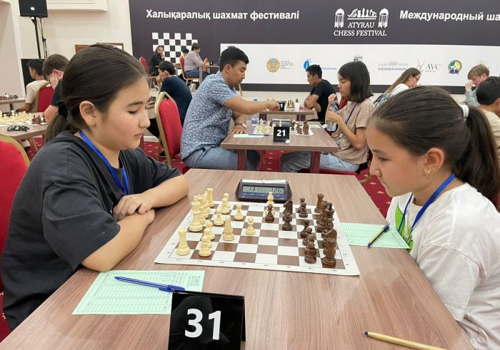 В Атырау начался международный шахматный фестиваль