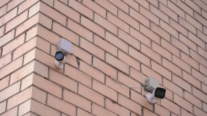 «Не все камеры работают»: Аймагамбетов о техническом оснащении школ 