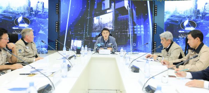 Глава КазМунайГаза провёл совещание в Атырау по вопросам обеспечения ГСМ и битумом 