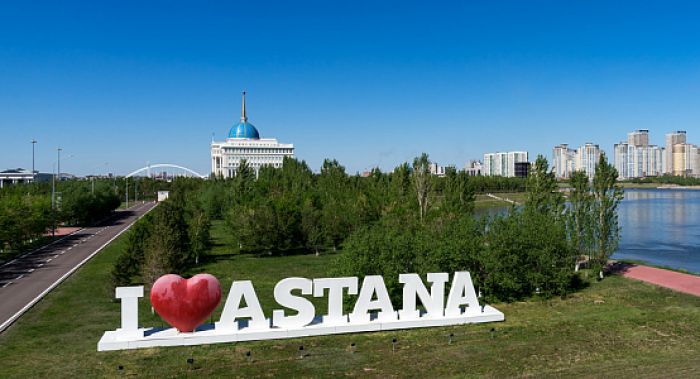 Общественники в маслихате Нур-Султана выступили за возвращение названия Астана