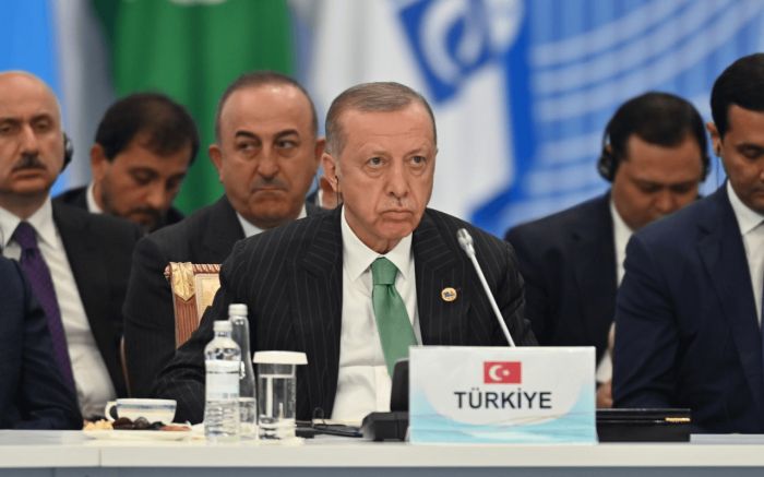 Эрдоган на саммите в Астане призвал прекратить войну в Украине 