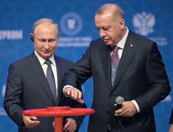Франция заявила, что предложение Путина о создании газового хаба с Турцией "не имеет смысла" 