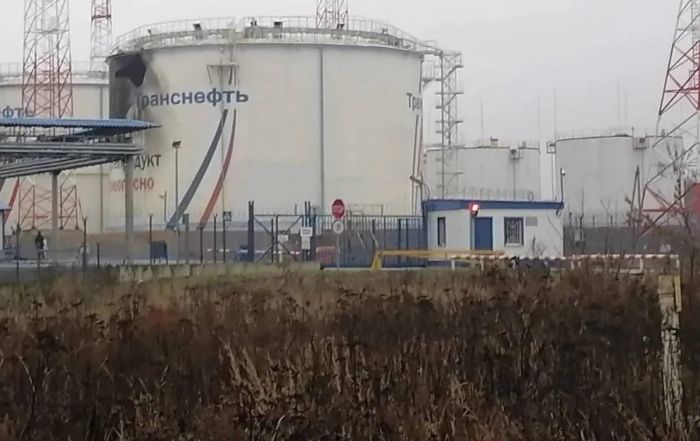 Беспилотник атаковал нефтебазу «Транснефти» в Орловской области