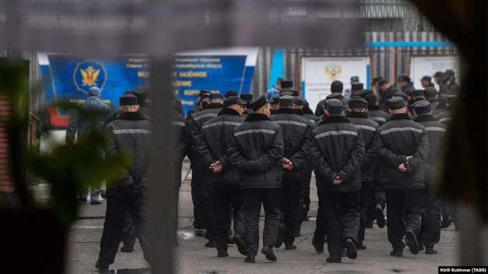 За два месяца число заключенных в России сократилось на 23 тысячи 
