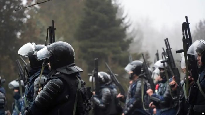 Дело о пытках: двое полицейских приговорены к 3 годам тюрьмы, ещё одному ограничили свободу 