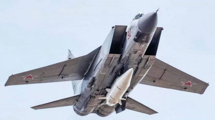 В Беларуси взлетел российский МиГ – из-за него тоже объявляют тревогу 
