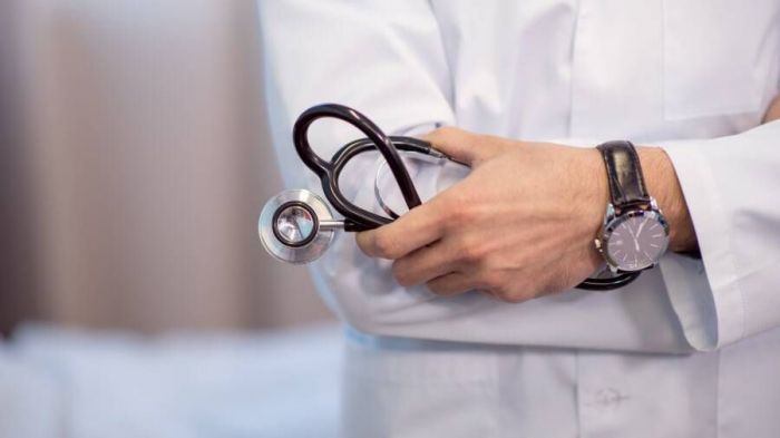 Медики выступили против альтернативных «коллег» 