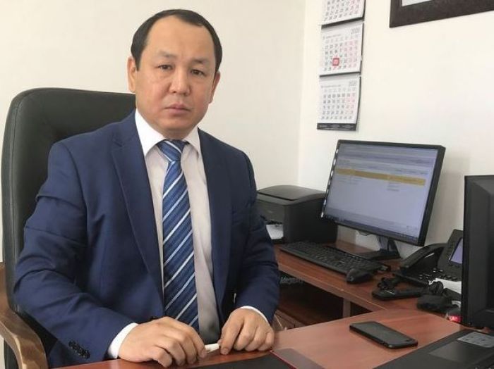 ​Получают больше казахстанцев и работают «не по тем» дипломам