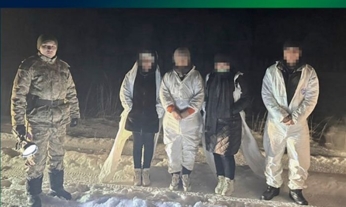 Были в маскировочных костюмах: иностранцы задержаны при попытке пересечь границу 