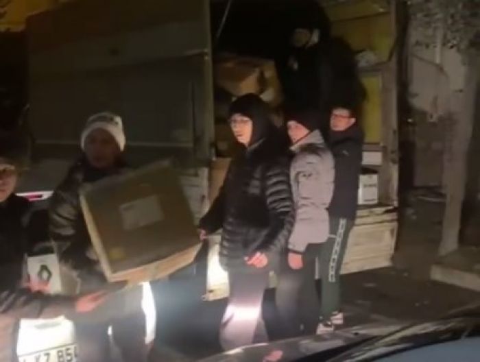 Живущие в Стамбуле казахстанцы собрали гумпомощь на 160 тысяч долларов - МИД