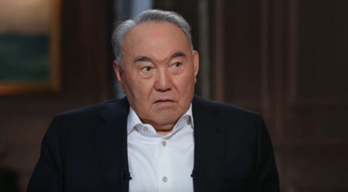 Закон о Елбасы утратил силу 