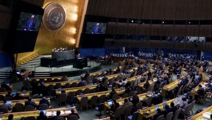 ООН приняла резолюцию, призывающую Россию прекратить боевые действия и вывести войска из Украины