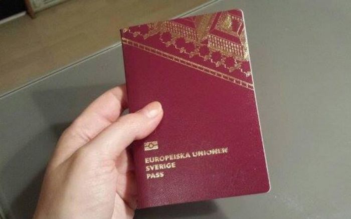 Крупный штраф заплатит гражданка Швеции за двойное гражданство