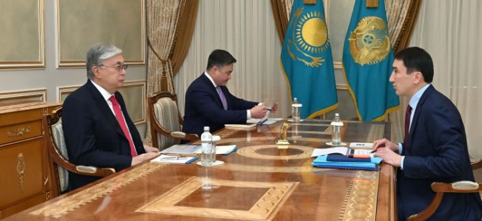 Токаев поручил главе КМГ обеспечить бесперебойную работу казахстанских НПЗ 