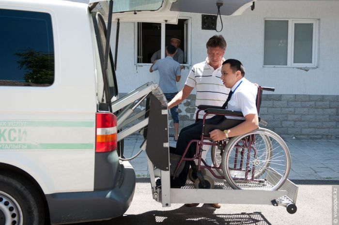 ​Более 3,5 млрд тенге направят из местных бюджетов на услуги инватакси