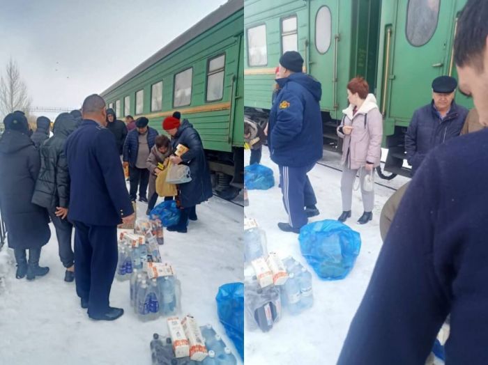 ​ЧП в Актюбинской области: пассажирам поезда организовали горячее питание
