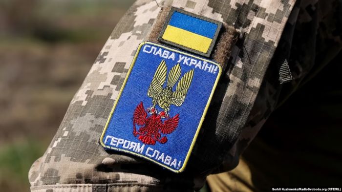 Киев обвинил российских военных в убийстве украинского пленного 