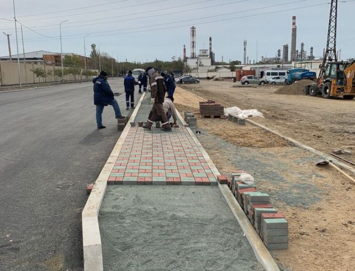 ​О реконструкции и среднем ремонте улиц в Атырау и пригороде