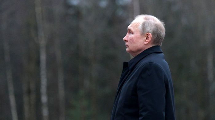 Экс-глава контрразведки ЦРУ спрогнозировал свержение Путина военными