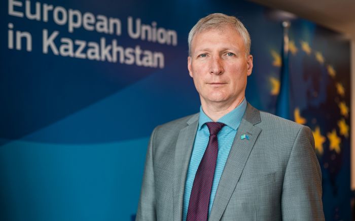 Посол о нарушениях на выборах в мажилис: Евросоюз полагается на оценку миссии БДИПЧ ОБСЕ