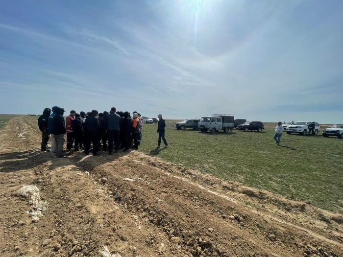 Митинг в степи: тесно стало животноводам и полеводам