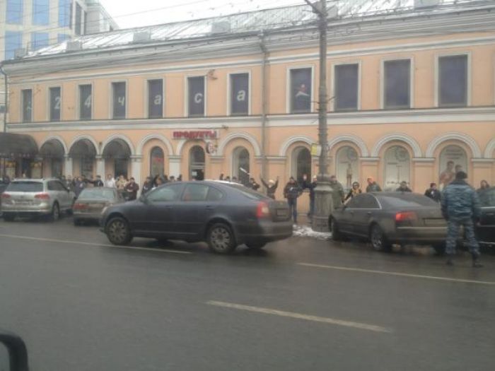В Москве началась акция "Большой белый круг"