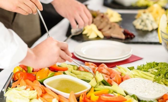 В Актау начато расследование по факту массового отравления медиков после ауызашара