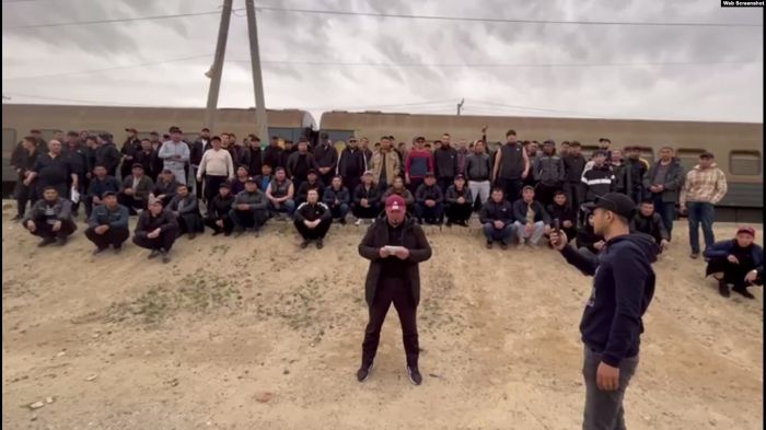 Рабочие Мангистау заявили о готовности вернуться в Астану, если не решится вопрос безработицы 