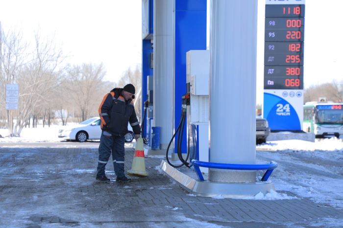 Президент высказался о повышении цен на бензин и дизтопливо