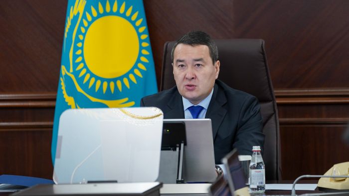 ​В правительстве провели совещание по поручениям президента