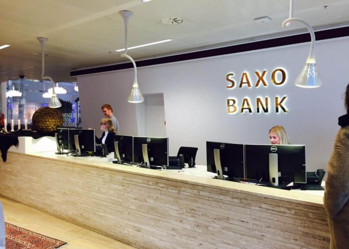 Saxo Bank больше не будет обслуживать клиентов из Казахстана