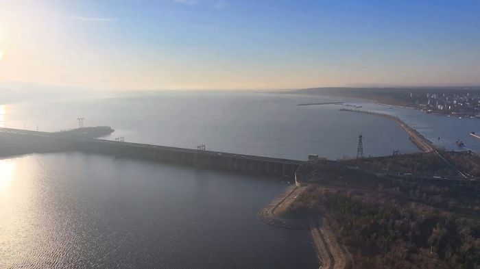 Блогер из Актау в поисках причины обмеления Каспийского моря посетил Куйбышевское водохранилище